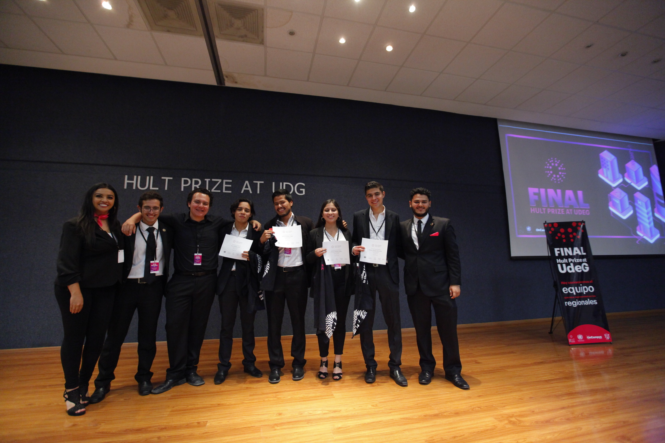 Ganan estudiantes del CUTonalá el Hult Prize At UdeG