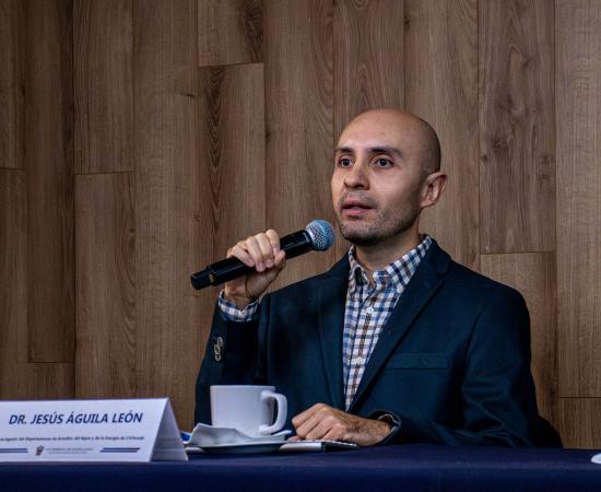 La instalación de microrredes y sistemas híbridos