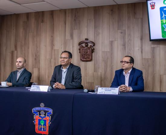 La instalación de microrredes y sistemas híbridos